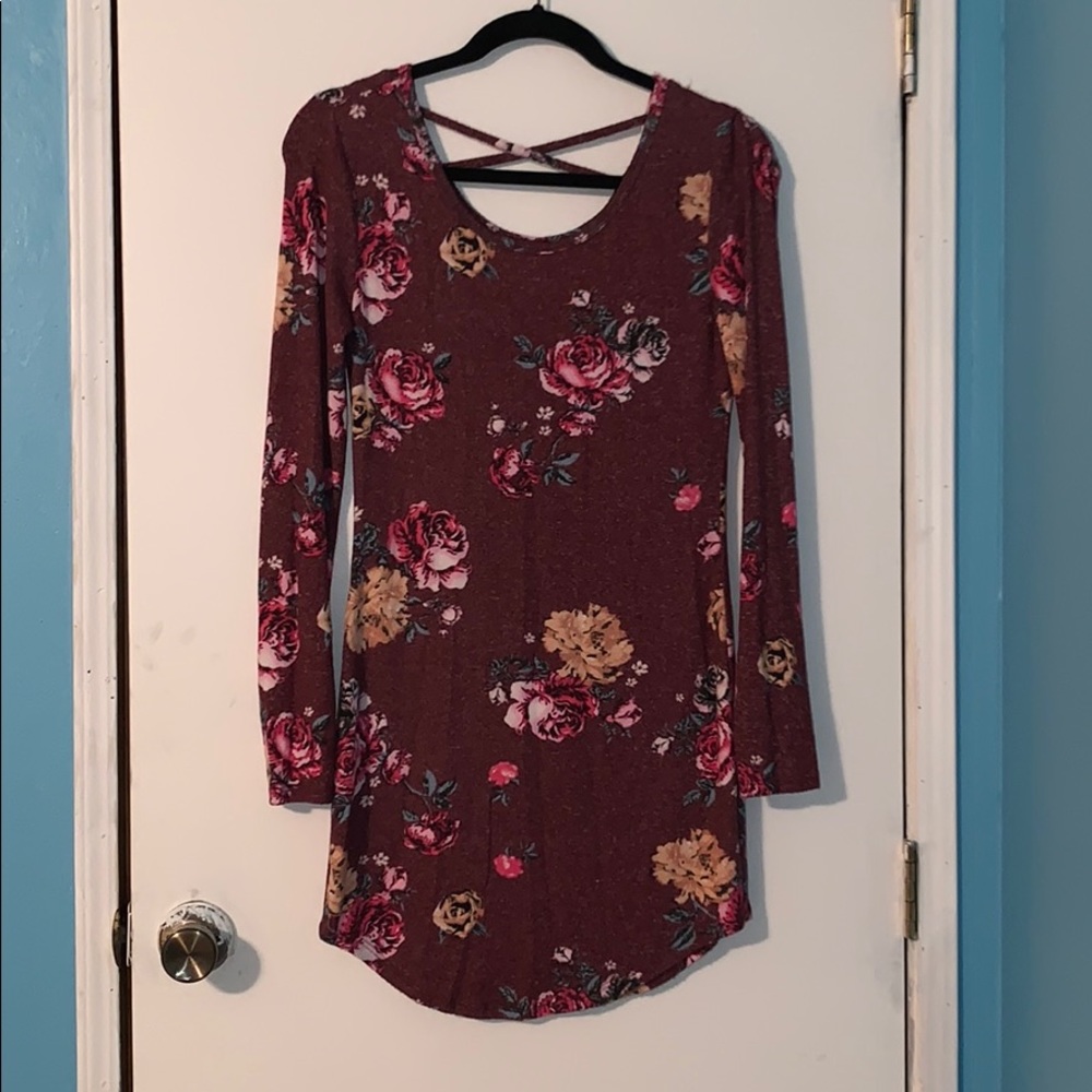 Floral Cross-back Fitted Long Sleeve Dress